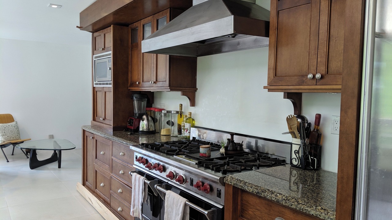Photo of Kitchen in Lynn Valley