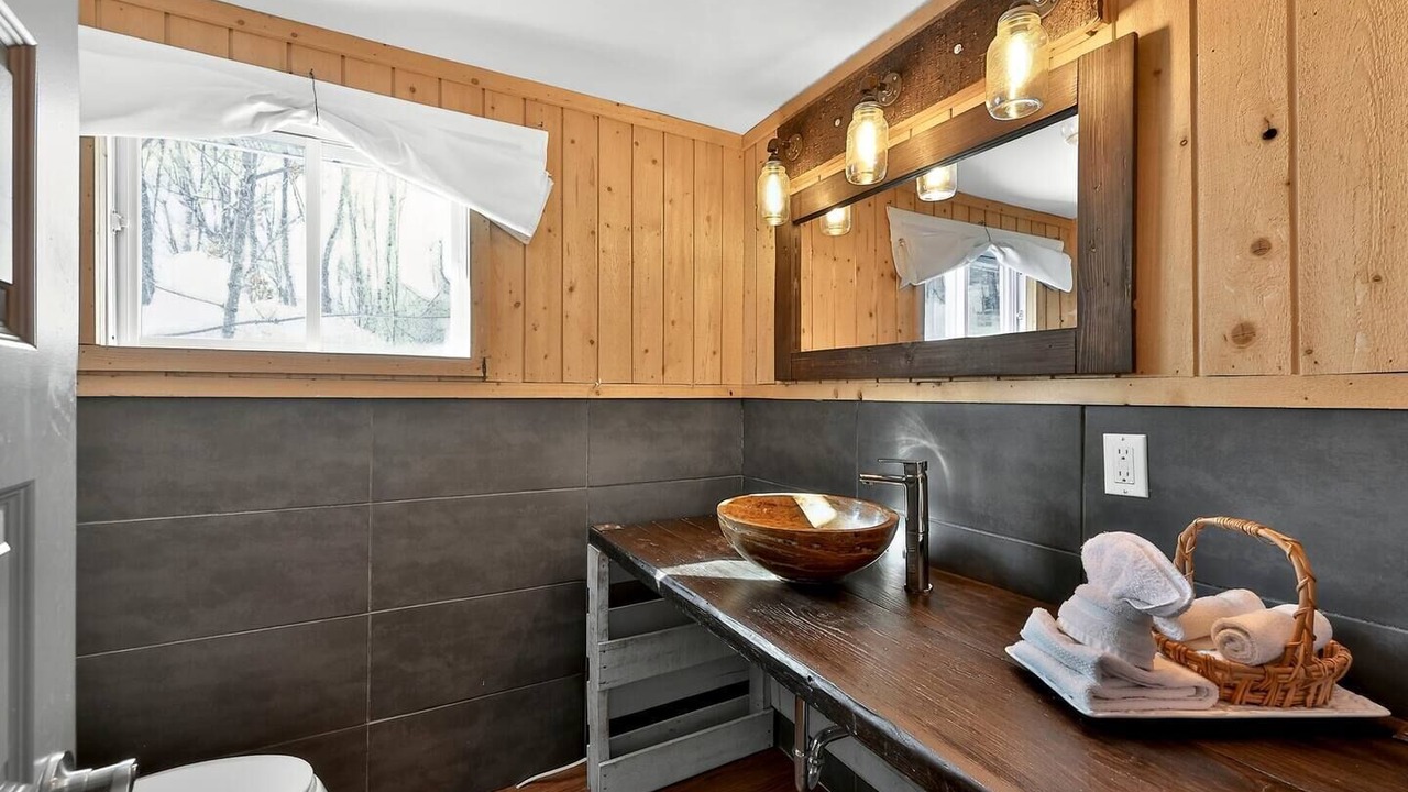 Photo of Bathroom in St-Adolphe-d'Howard