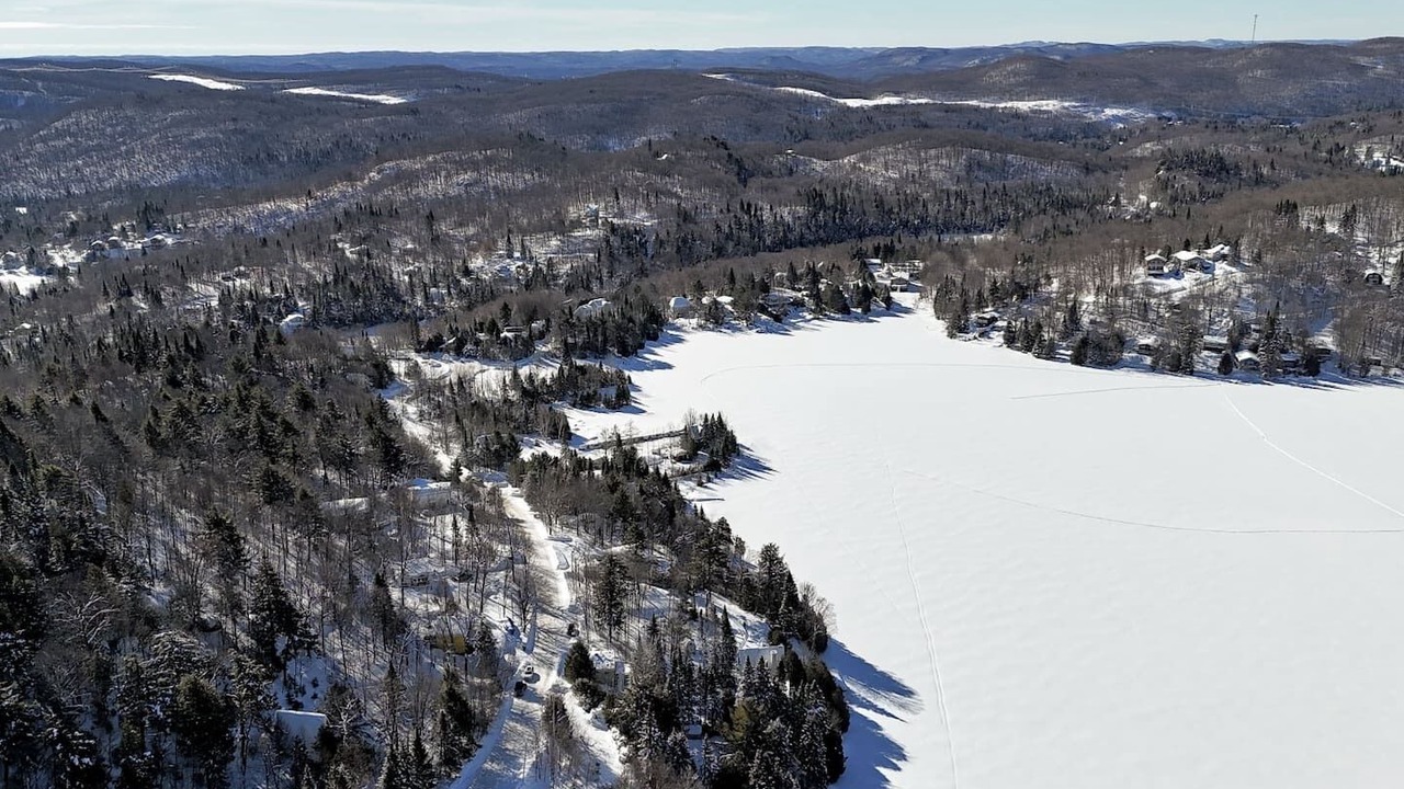 Photo of Others in St-Adolphe-d'Howard