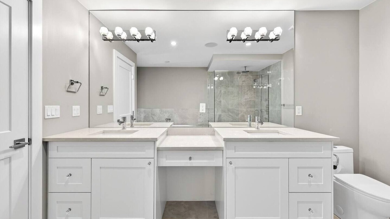 Photo of Bathroom in Crescent Beach