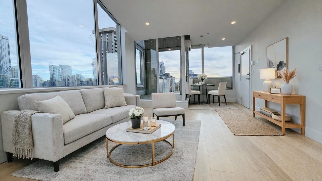 Photo of Livingroom in Davie Village