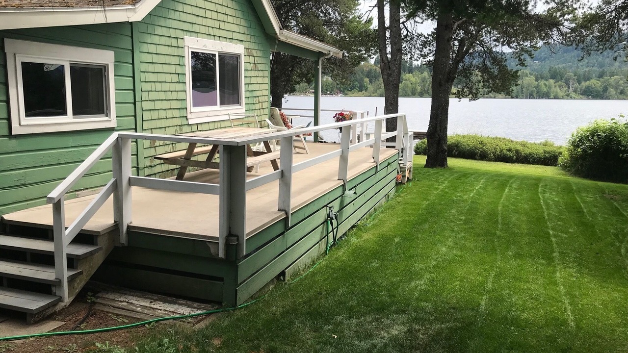 Photo of Patio Balcony in Shawnigan Lake