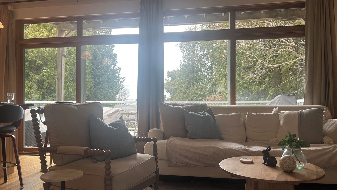 Photo of Livingroom in Inverhuron