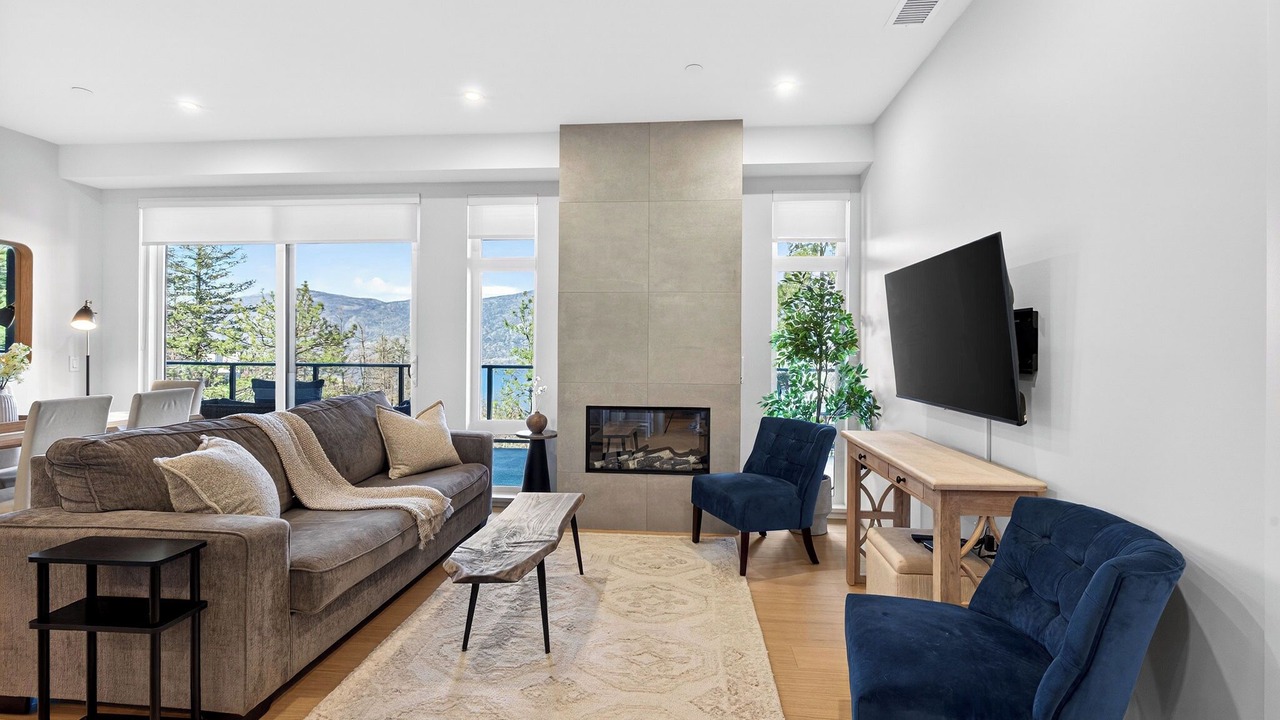 Photo of Livingroom in Central Okanagan