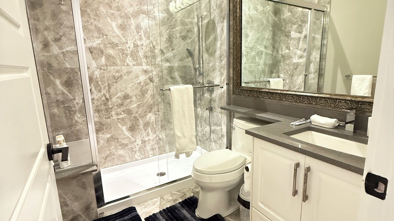 Photo of Bathroom in Steveston