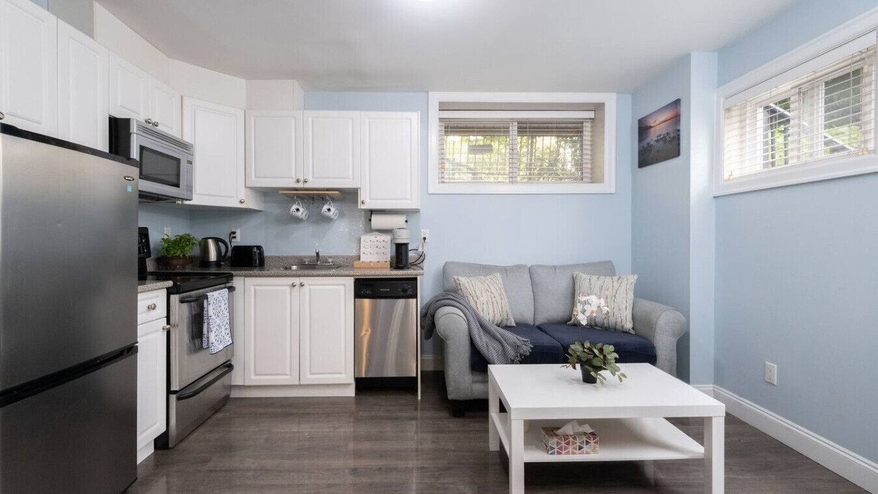 Photo of Kitchen in Renfrew-Collingwood