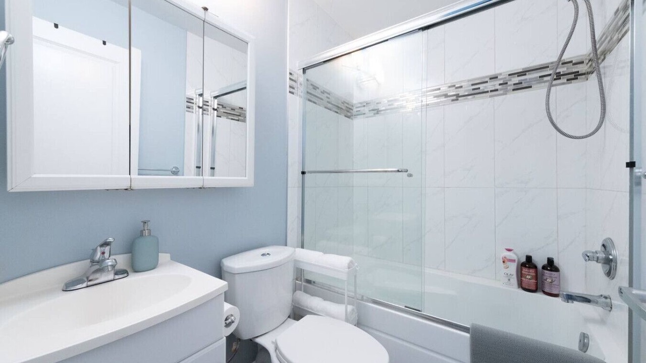 Photo of Bathroom in Renfrew-Collingwood