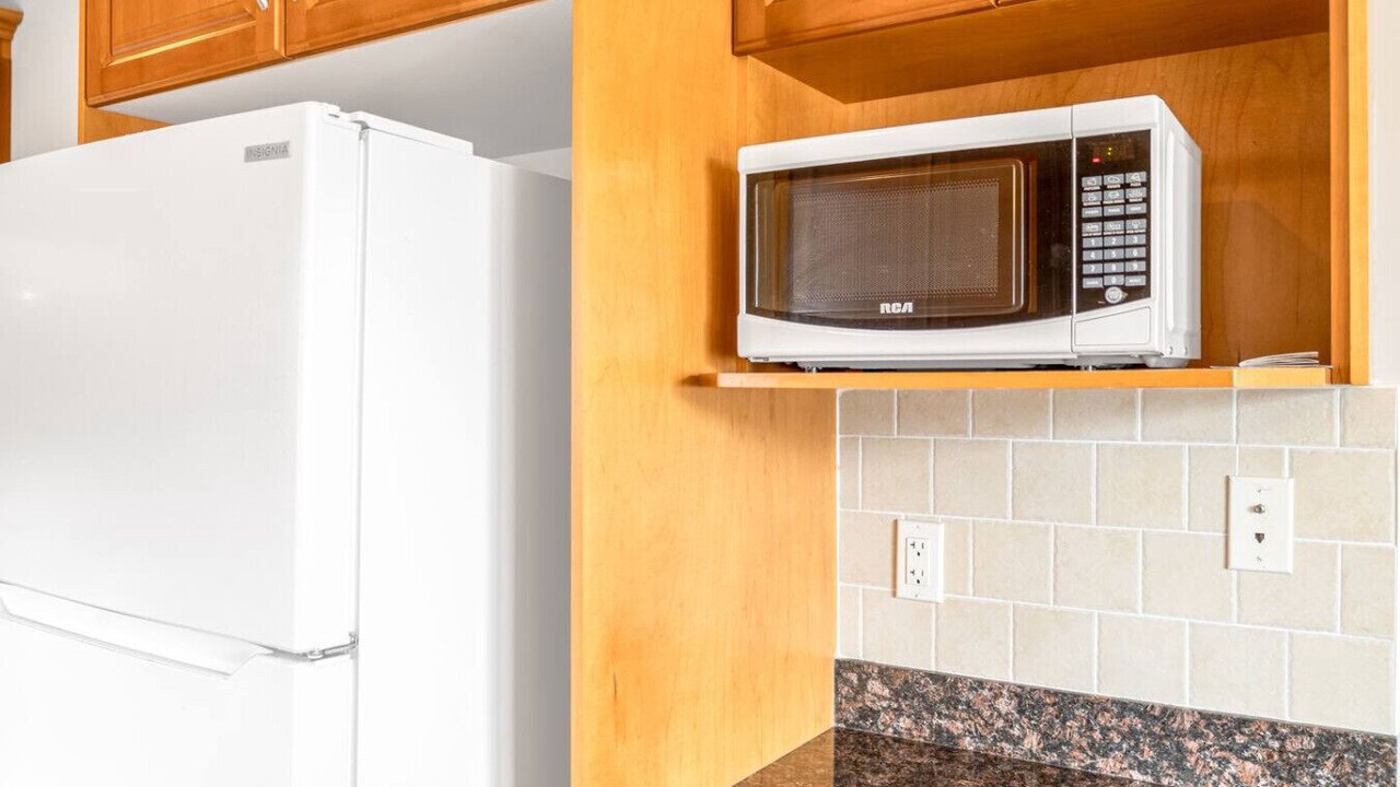 Photo of Kitchen in Renfrew-Collingwood