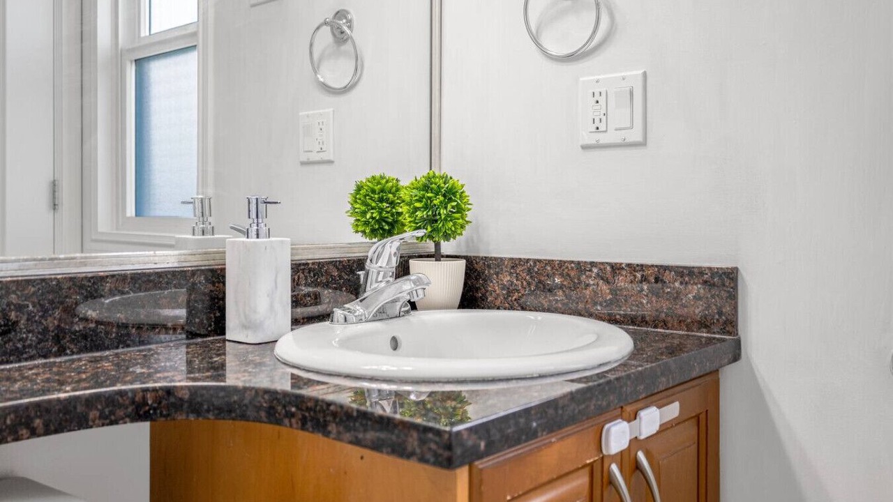 Photo of Bathroom in Renfrew-Collingwood