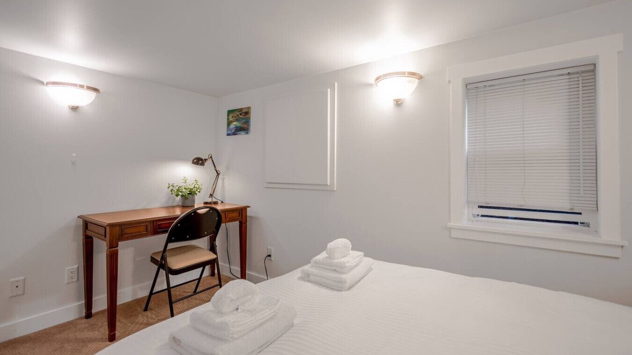 Photo of Bedroom in West Point Grey