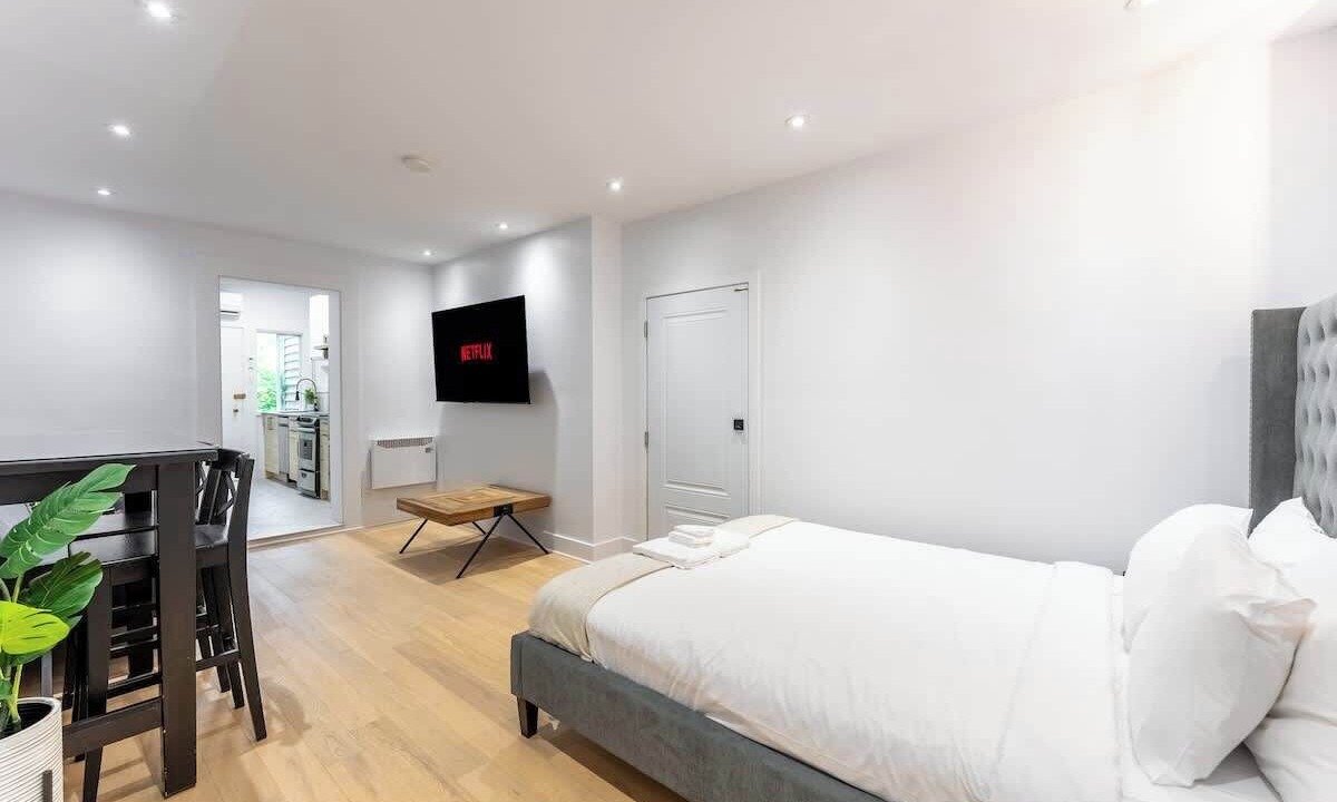 Photo of Bedroom in Youville