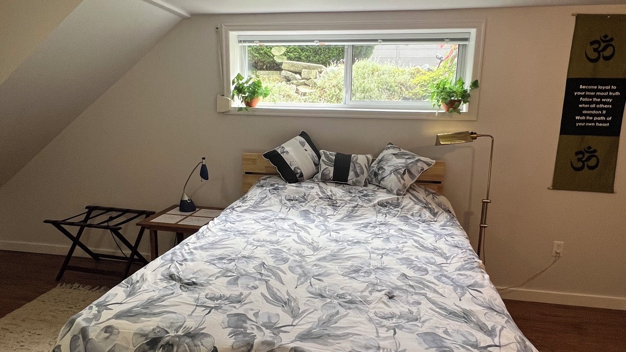 Photo of Bedroom in Cordova Bay