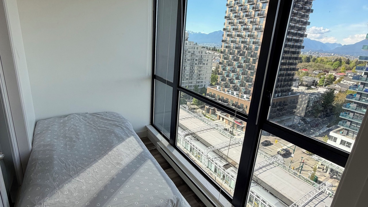 Photo of Bedroom in Renfrew-Collingwood