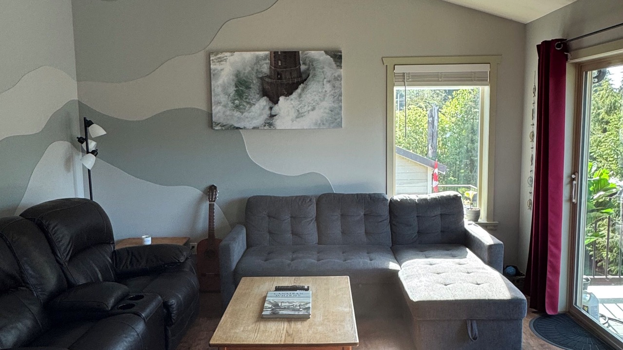 Photo of Livingroom in Port Renfrew