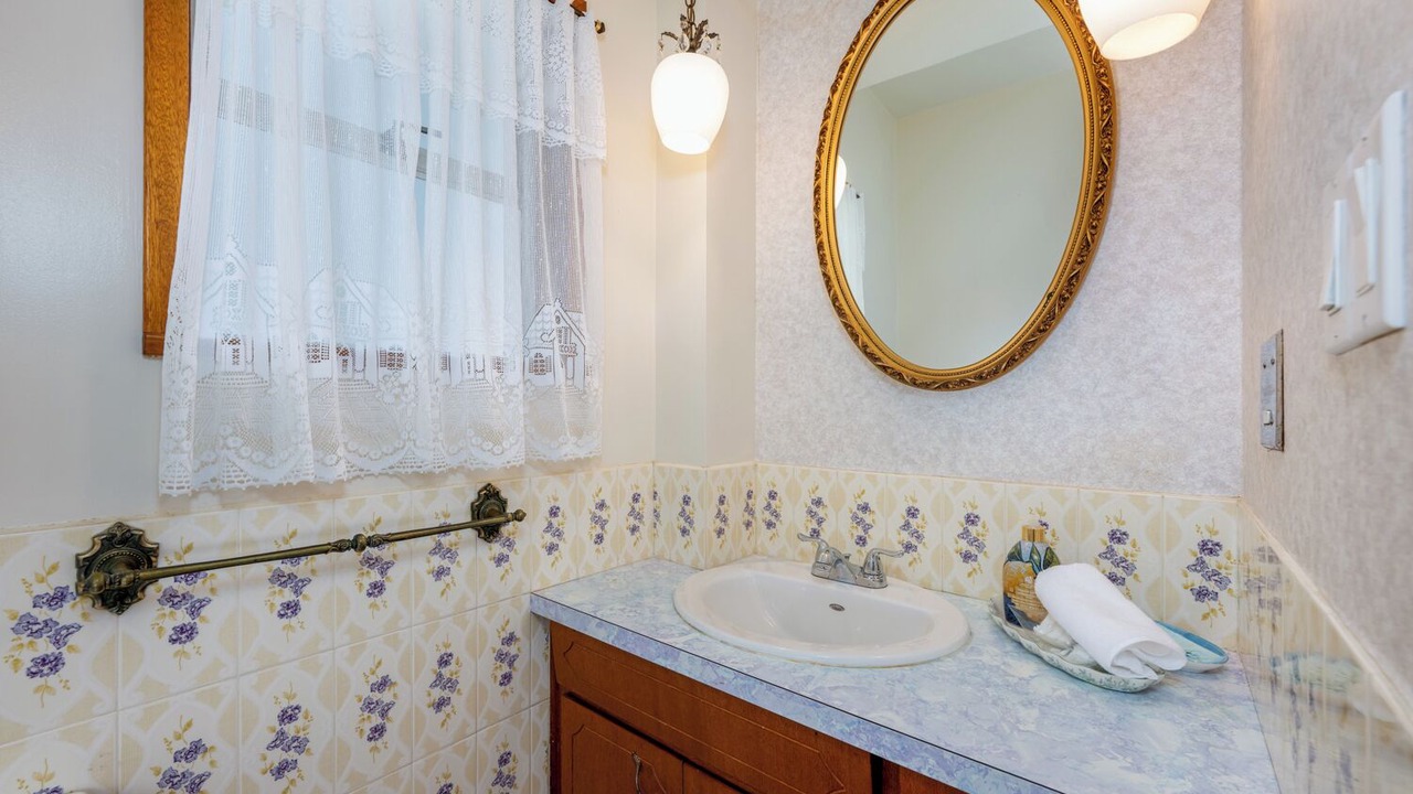 Photo of Bathroom in Grandview-Woodland