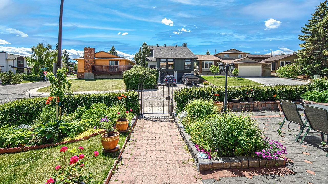 Photo of Outdoor in Northwest Calgary