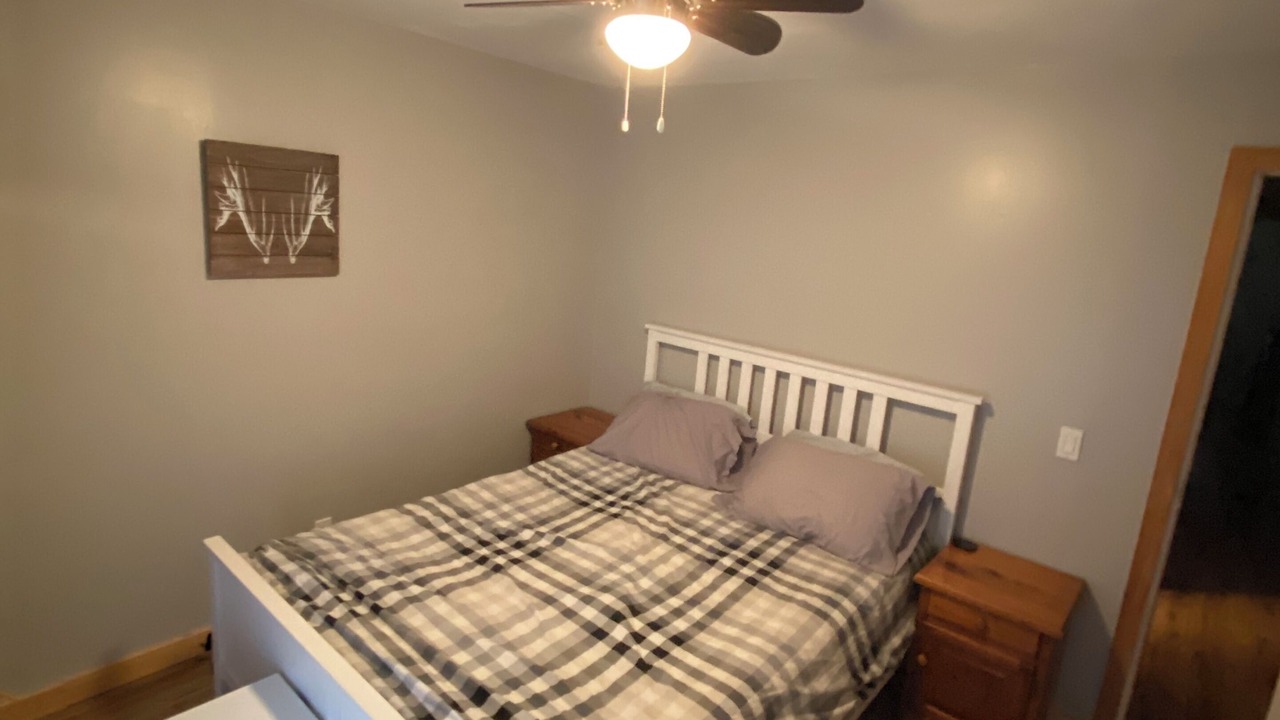 Photo of Bedroom in Perry