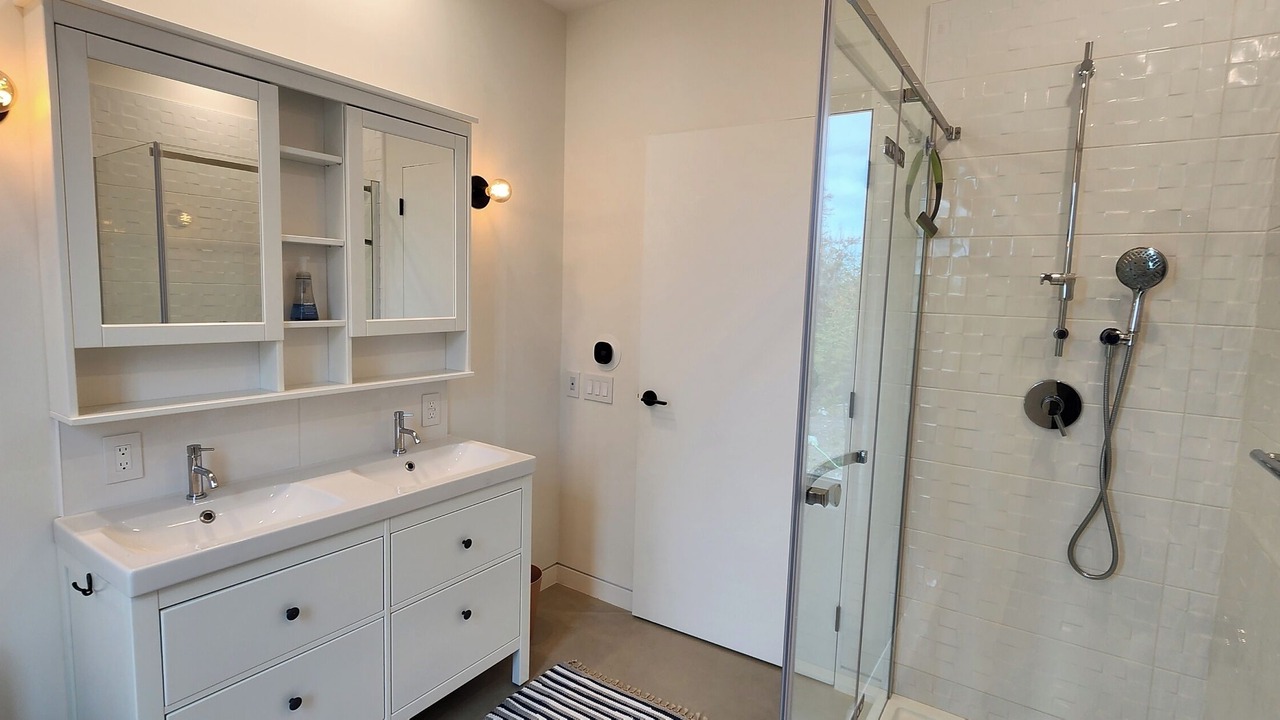 Photo of Bathroom in Halifax County