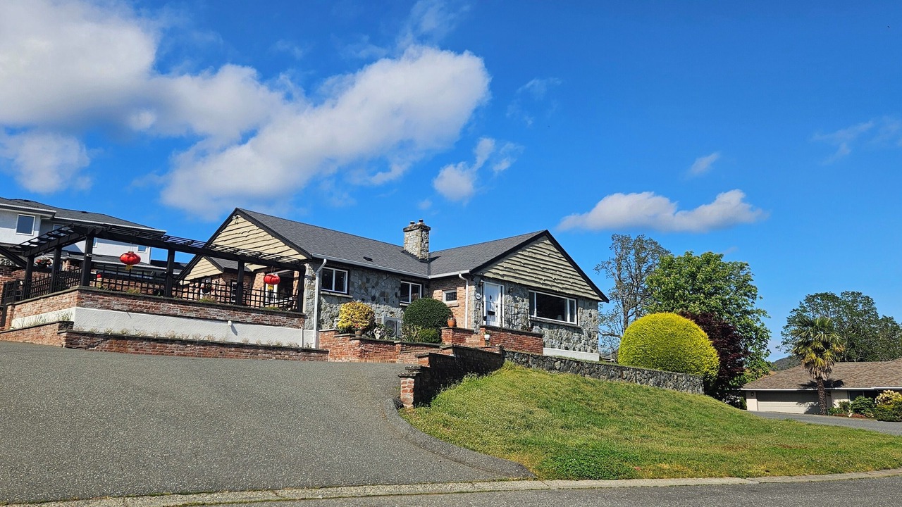 Photo of Outdoor in Saanich East