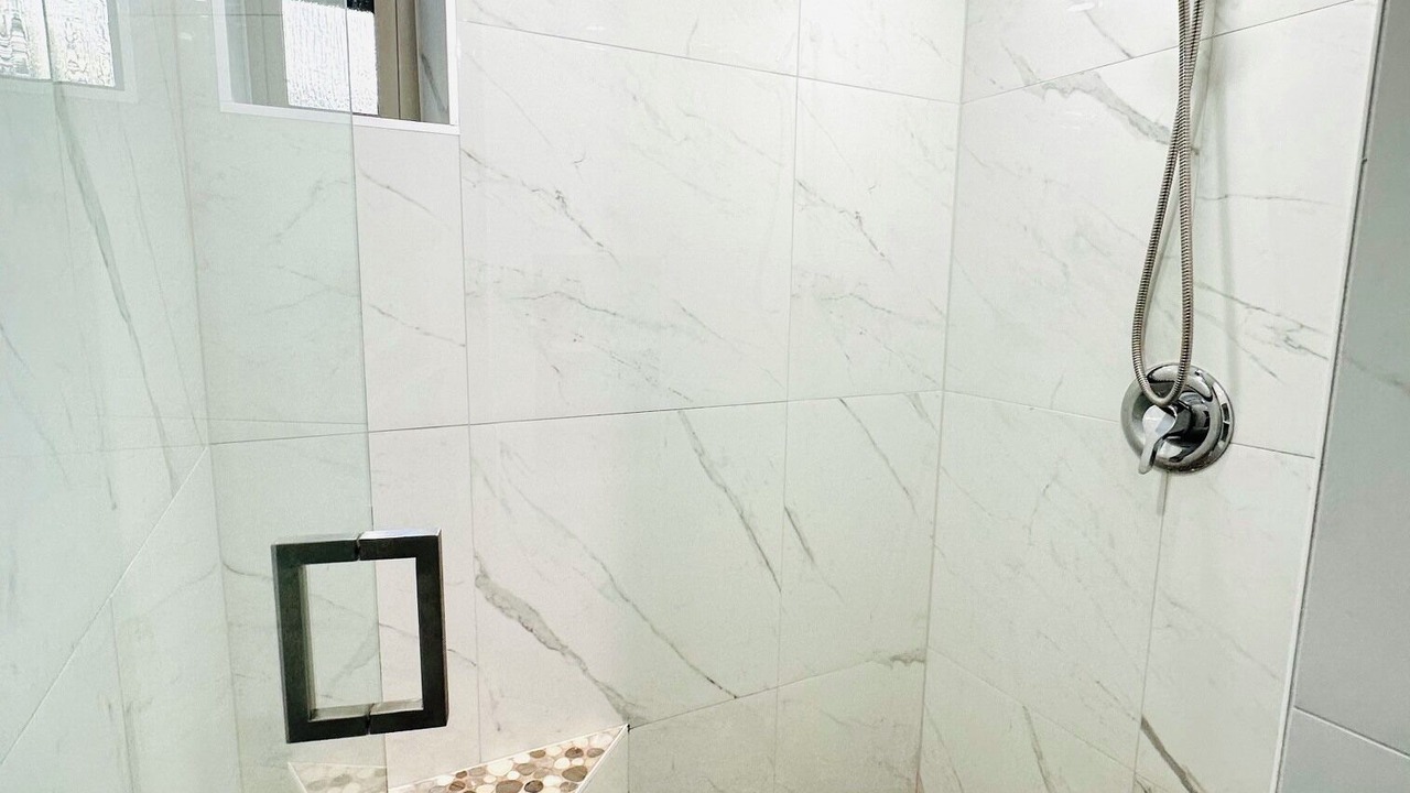Photo of Bathroom in Saanich East