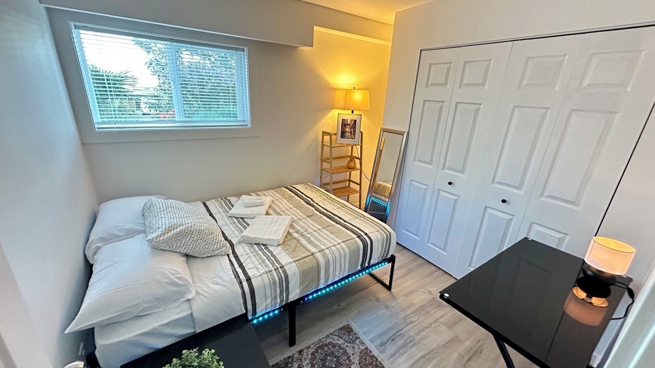 Photo of Bedroom in Saanich East