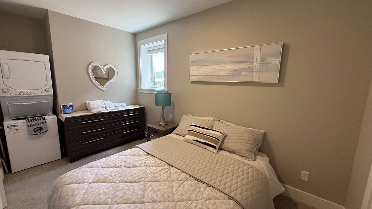 Photo of Bedroom in Sooke