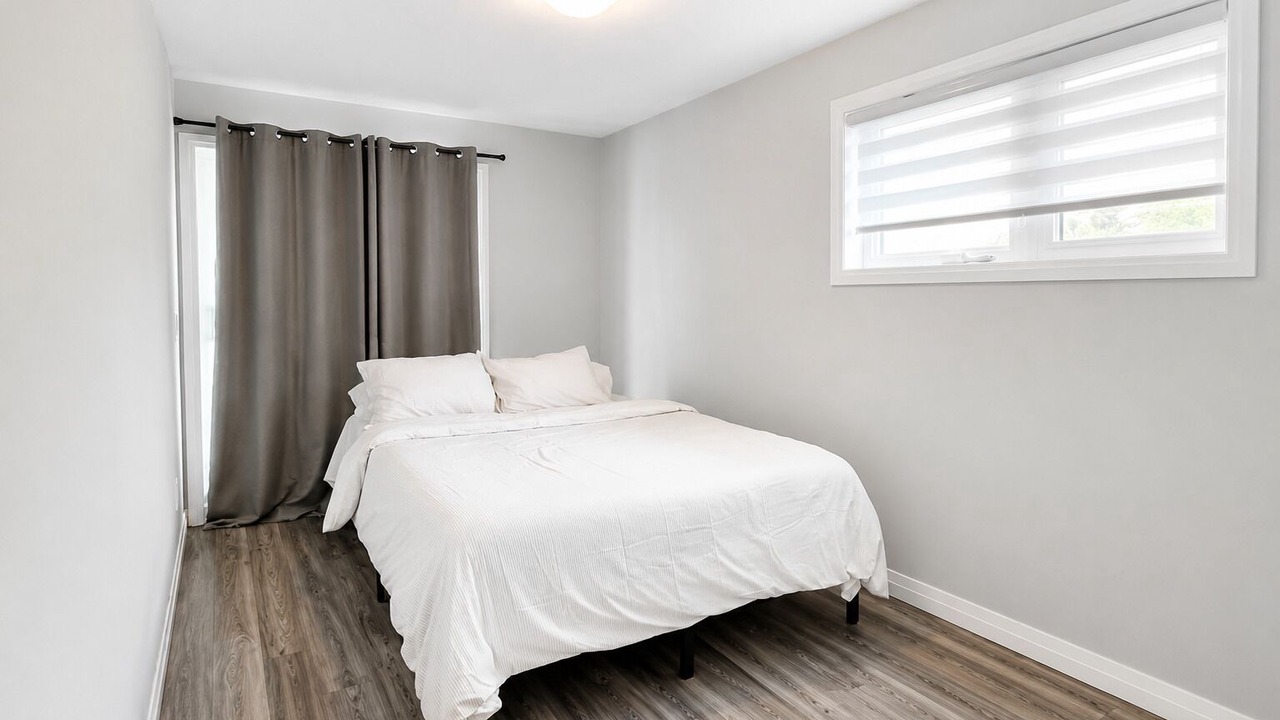 Photo of Bedroom in Doon South