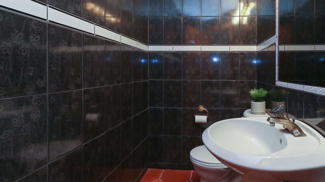Photo of Bathroom in The Blue Mountains