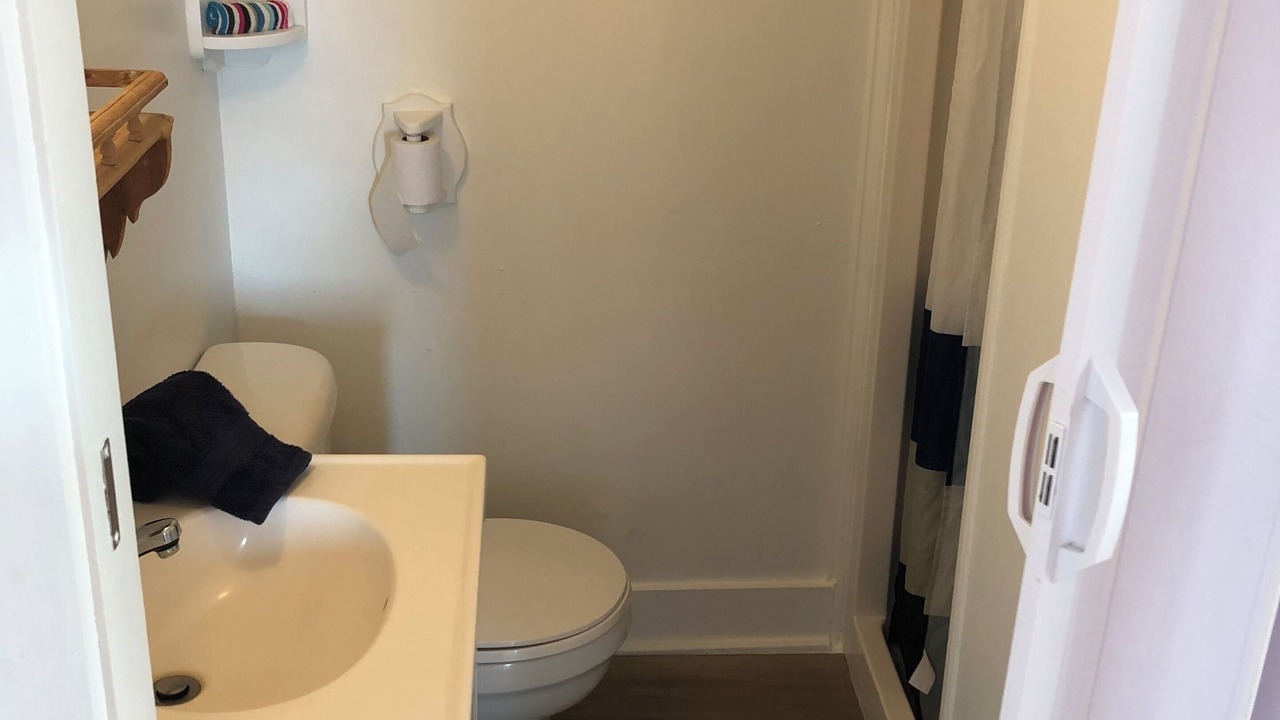 Photo of Bathroom in Harbourville