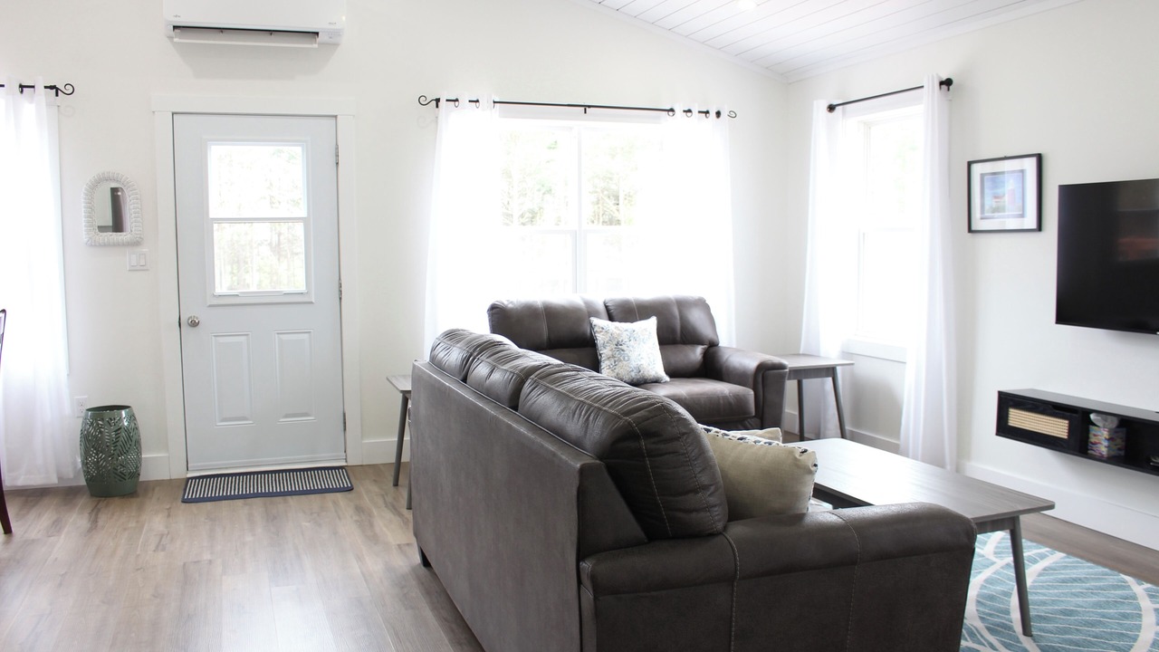 Photo of Livingroom in Burlington