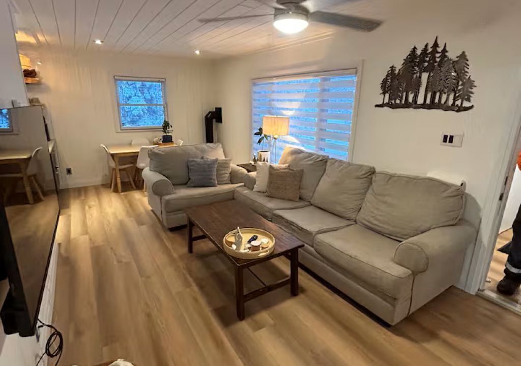 Photo of Livingroom in Innisfil
