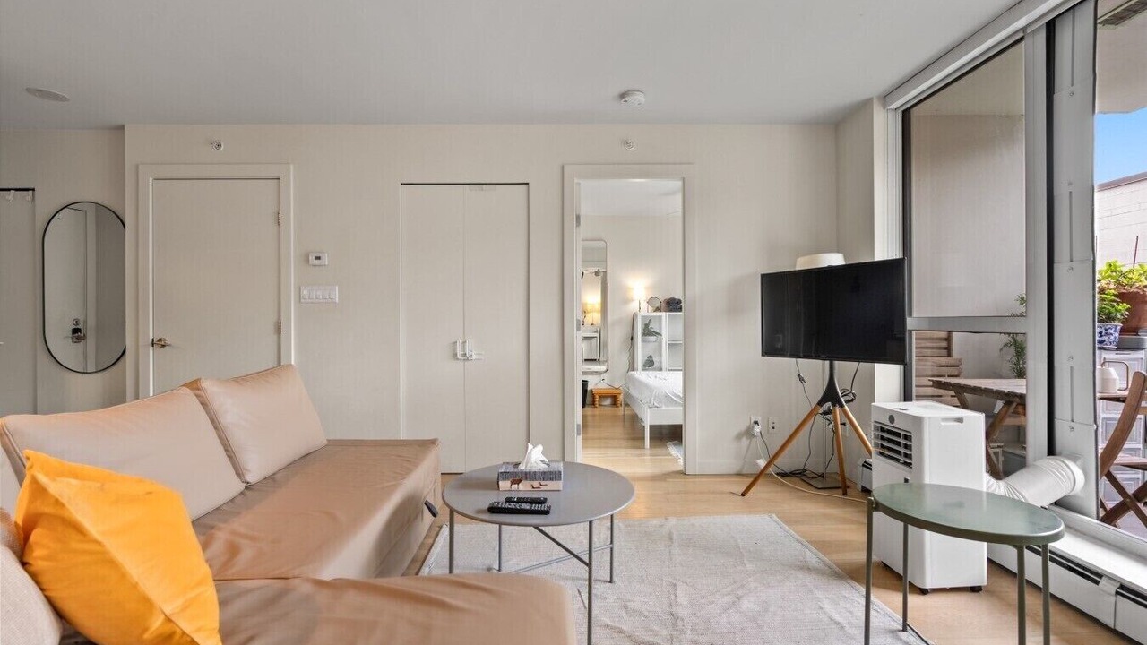Photo of Bedroom in Chinatown