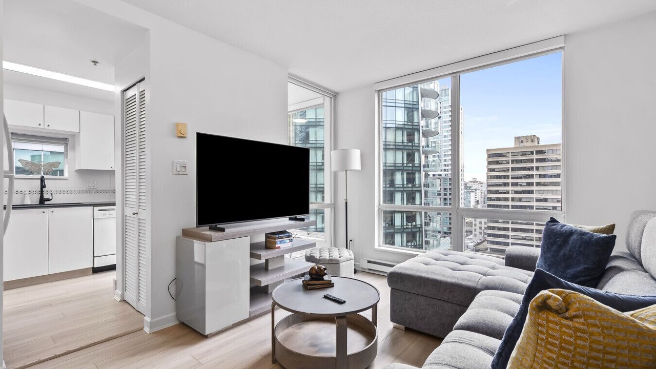 Photo of Livingroom in Coal Harbour