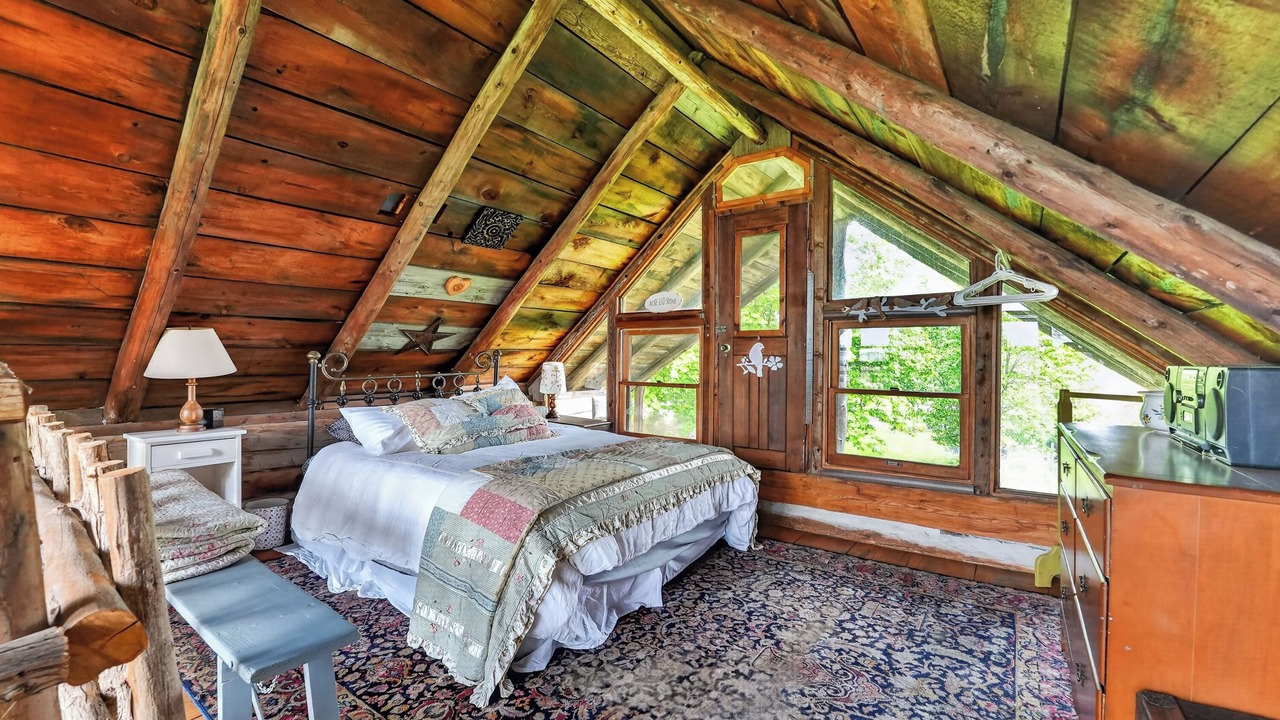 Photo of Bedroom in Central Huron