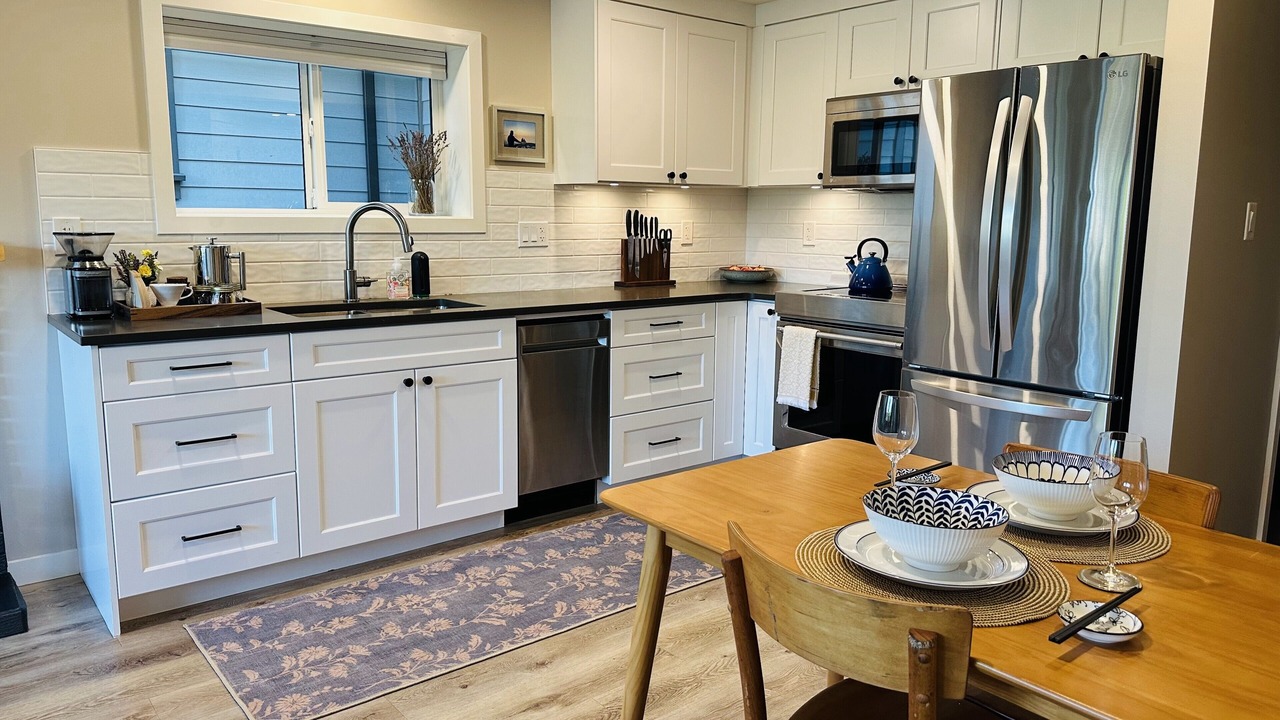 Photo of Kitchen in Renfrew-Collingwood