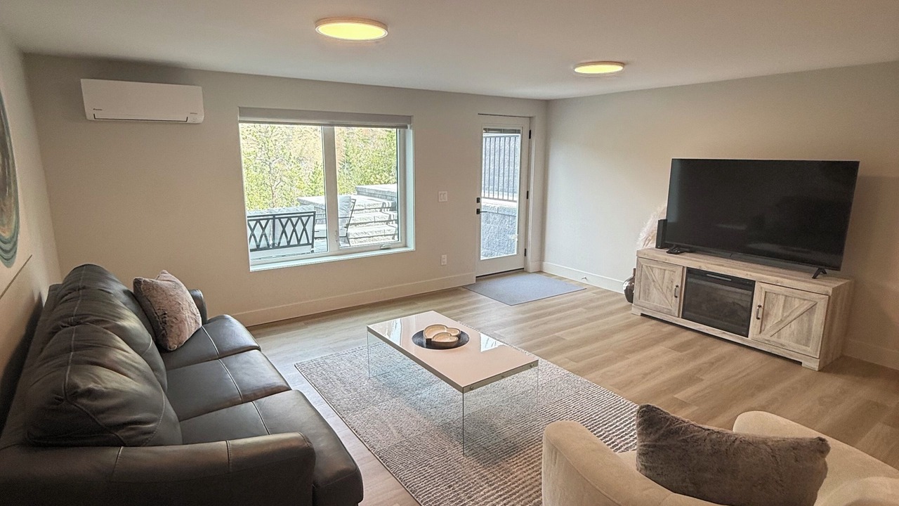 Photo of Livingroom in Central Okanagan