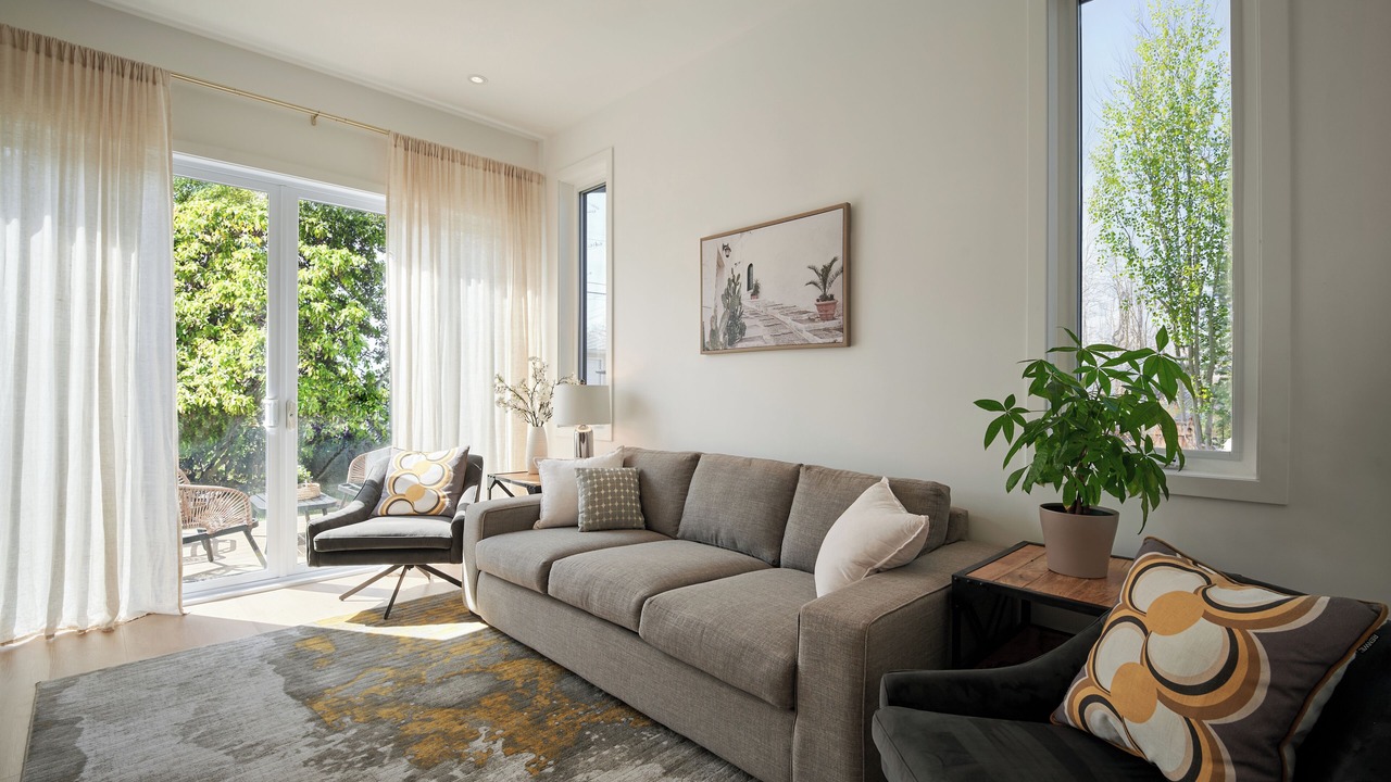 Photo of Livingroom in Mount Pleasant