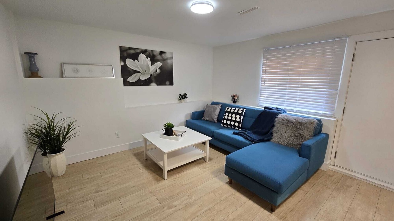 Photo of Livingroom in Townline Hill