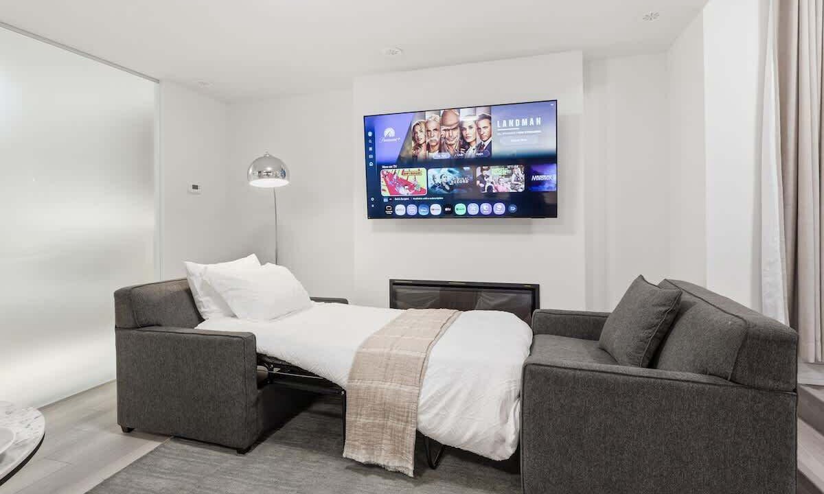Photo of Livingroom in Downtown Toronto