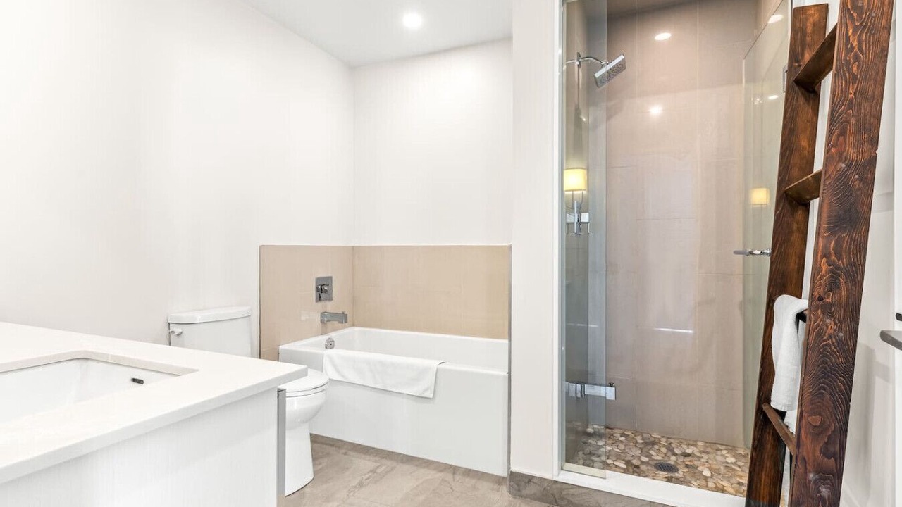 Photo of Bathroom in Big Bay Point