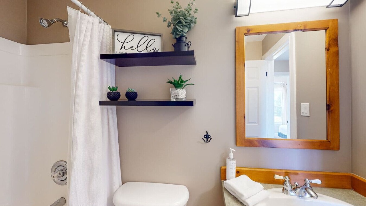 Photo of Bathroom in The Blue Mountains