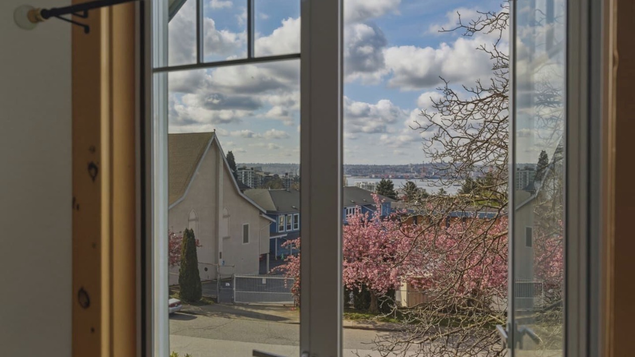 Photo of Others in Lower Lonsdale