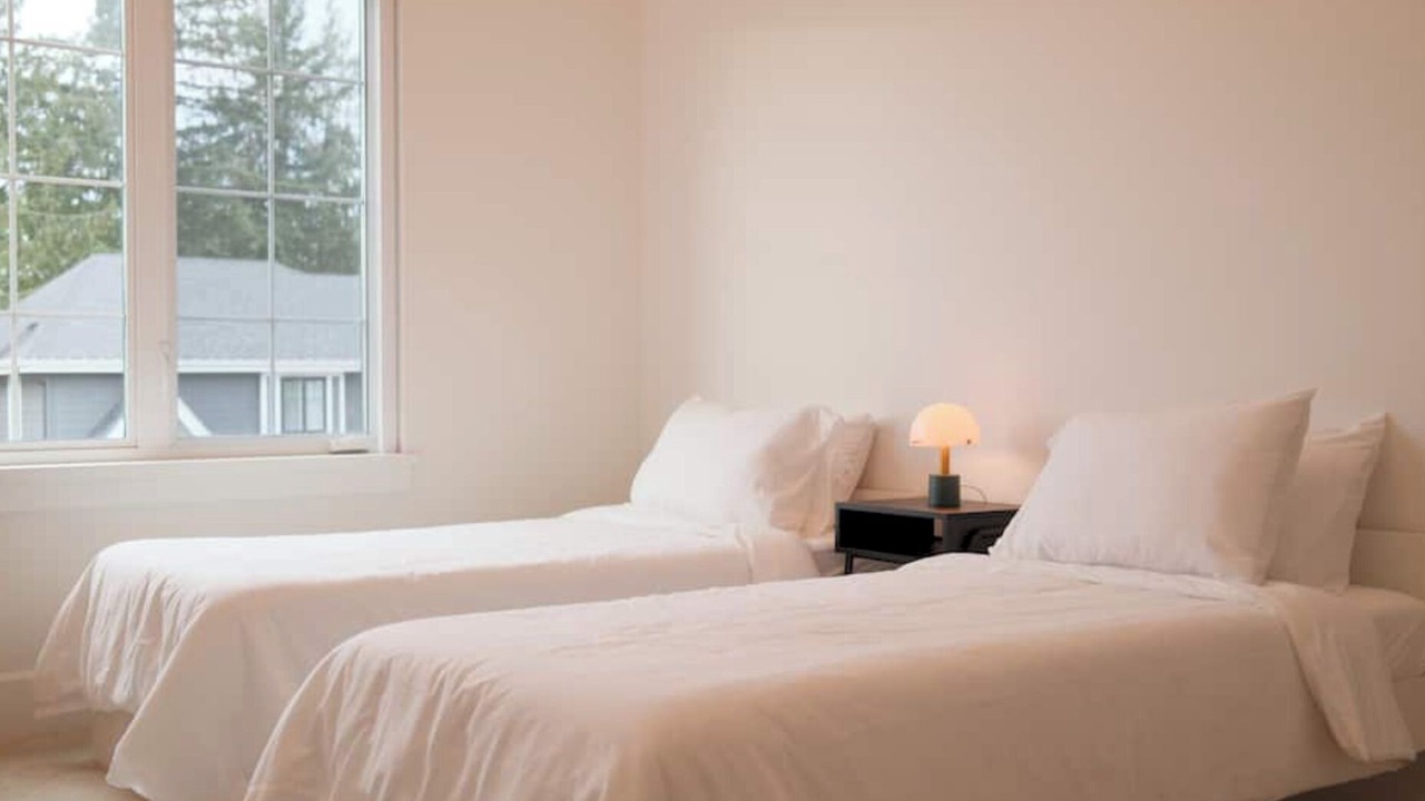 Photo of Bedroom in Langley