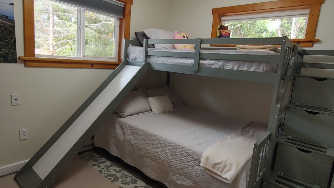 Photo of Bedroom in West Sechelt