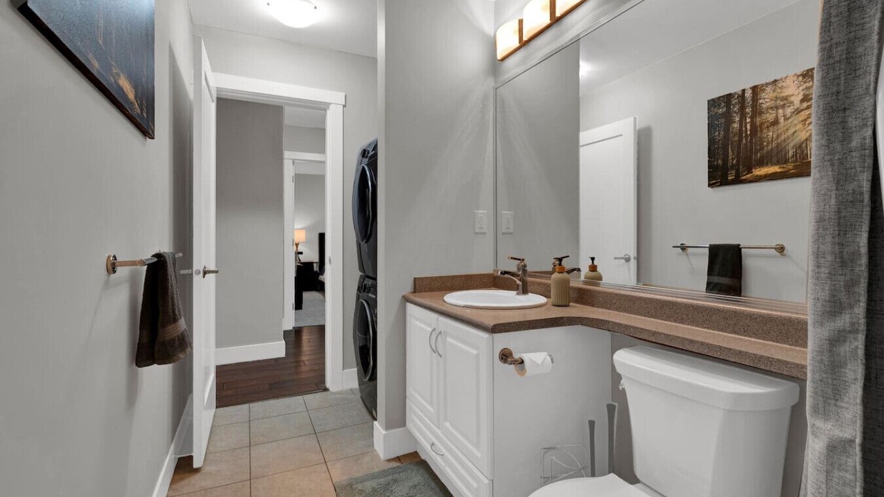 Photo of Bathroom in Upper Lonsdale