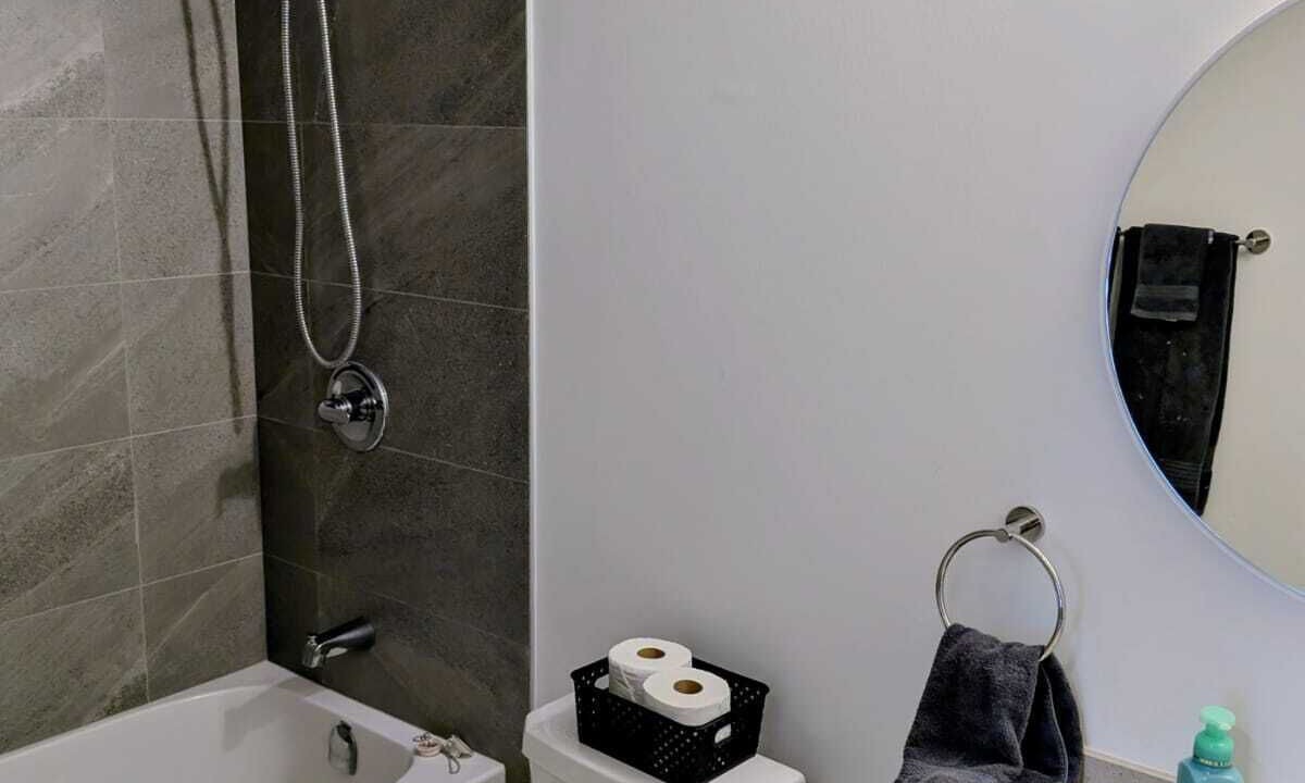 Photo of Bathroom in Tam O'Shanter-Sullivan