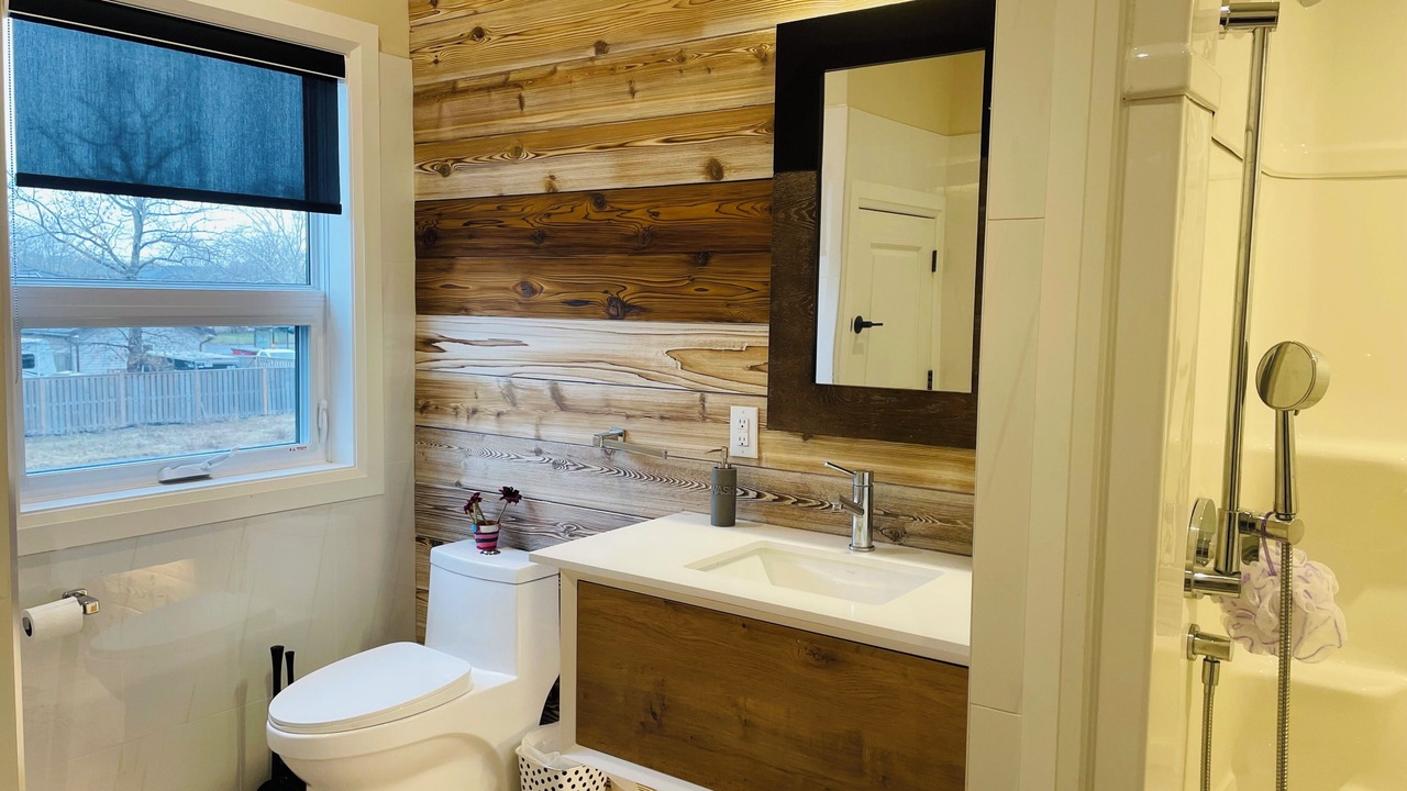 Photo of Bathroom in Chippawa