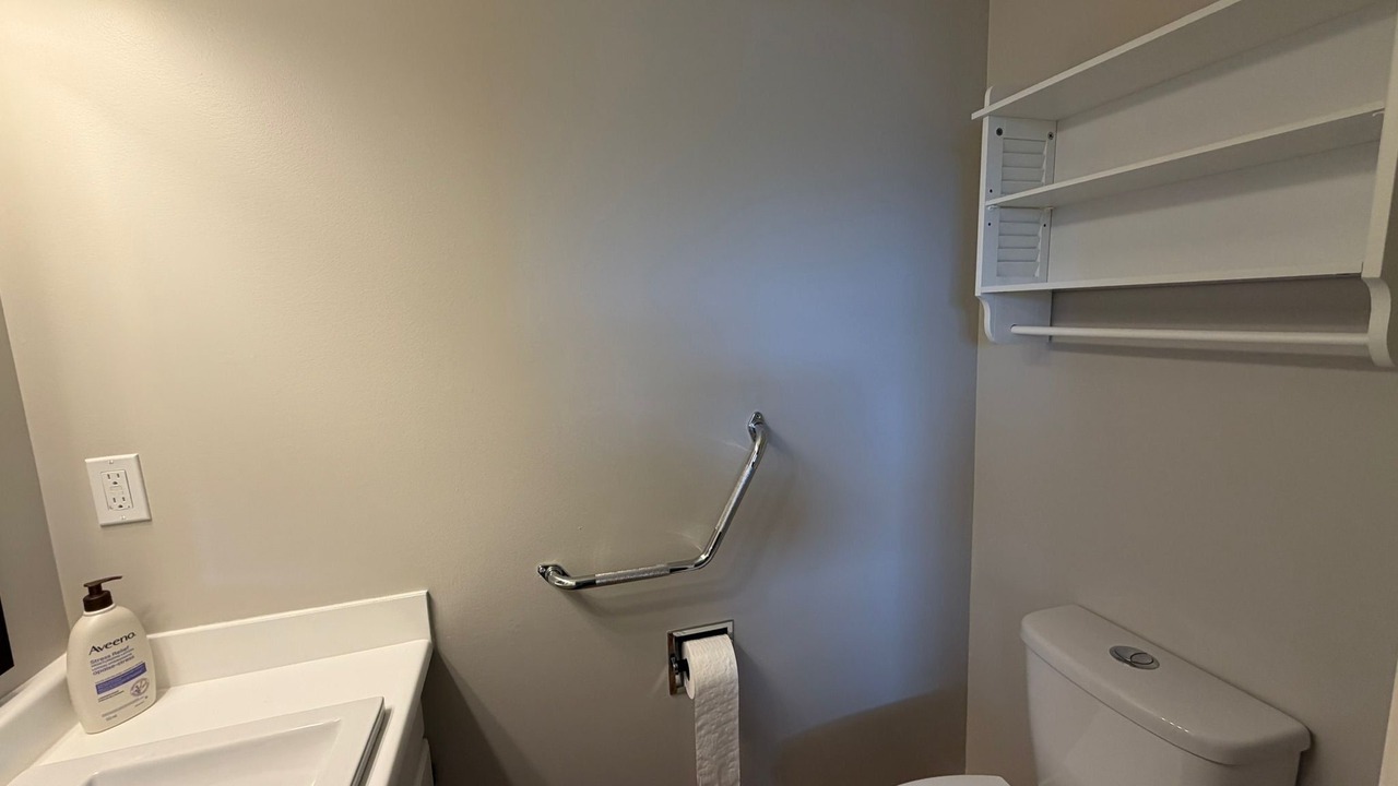 Photo of Bathroom in Black Mountain