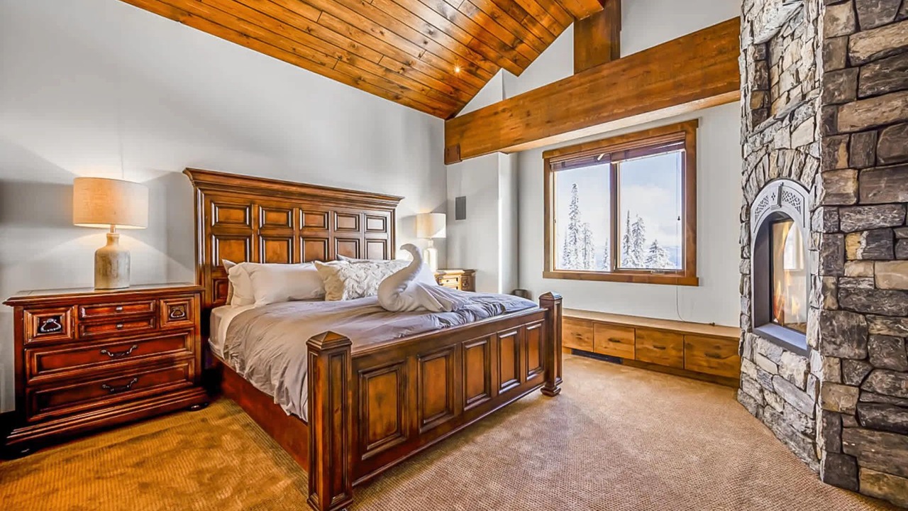 Photo of Bedroom in Big White Ski Resort