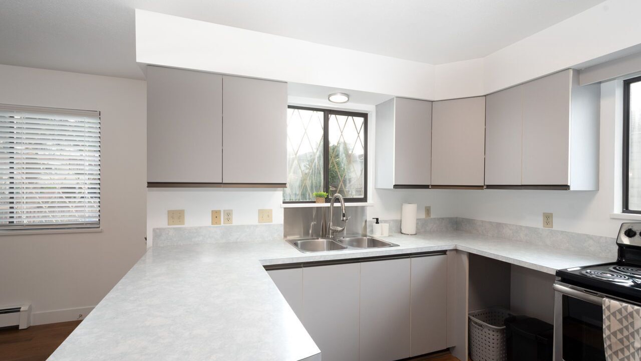 Photo of Kitchen in Renfrew-Collingwood